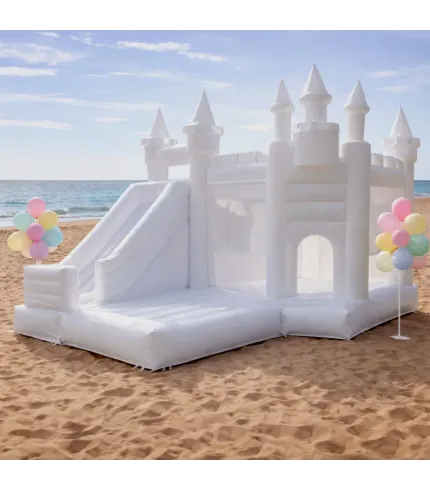PĀRDOTS - Balta piepūšamā atrakcija - Svētku pils