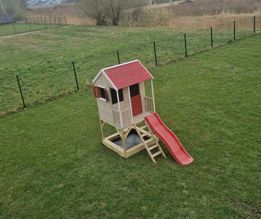 Bērnu laukums Koka rotaļu laukumiņš